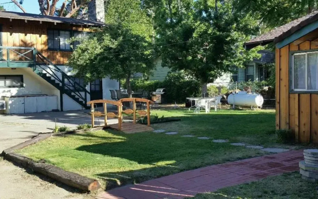 Kern Riverfront Lodge