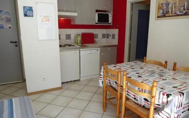 Apartment Appartement Avec Parking Et Petite Terrasse Sud