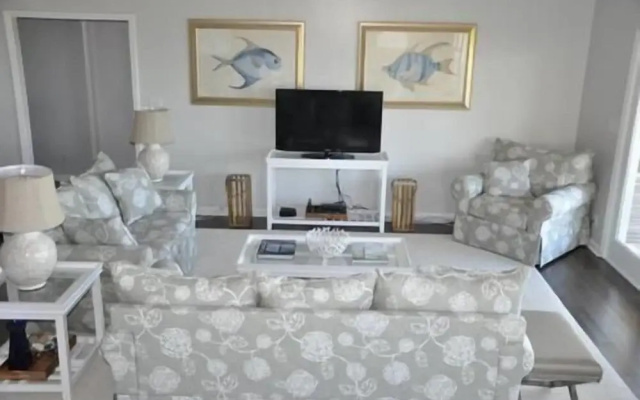 Dune Deck South -  4 Bedroom Home by RedAwning