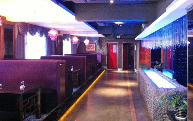 Chengde Jing Cheng Hotel