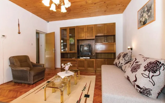 Stunning Home in Nedescina With Wifi and 3 Bedrooms