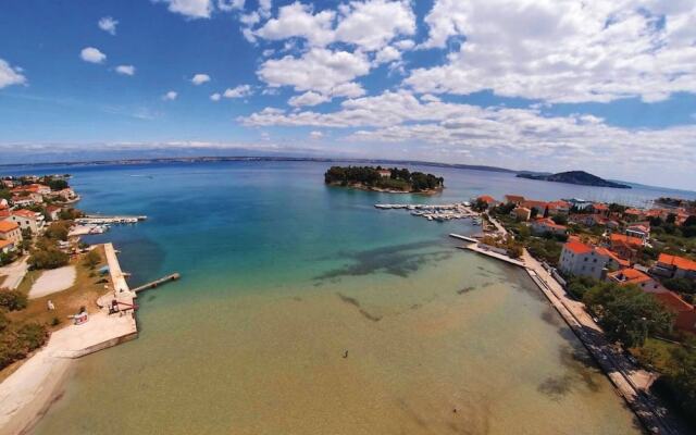 Sea View Apartment Leda In Center