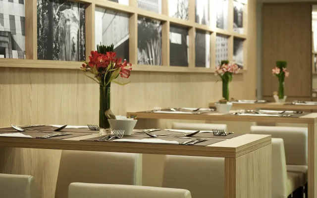 Mercure Sao Paulo Pamplona Hotel