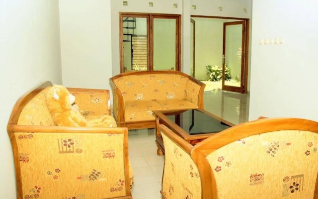 Rumah Dyandra Buahbatu – Guest Rooms – Bandung
