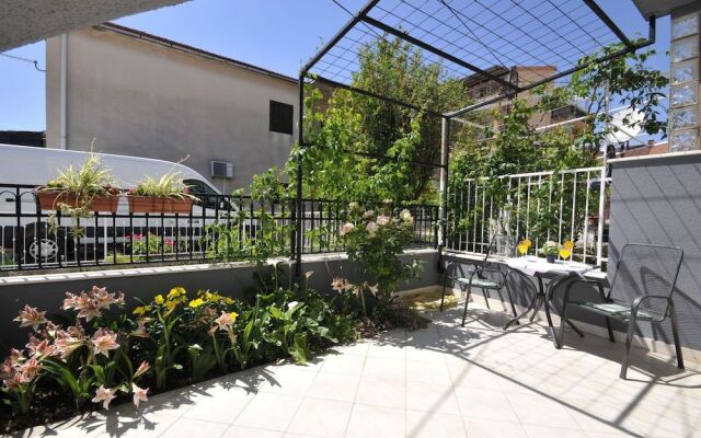 Apartments Roza