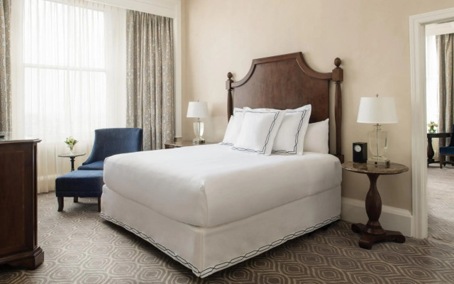 The Roosevelt New Orleans, A Waldorf Astoria Hotel