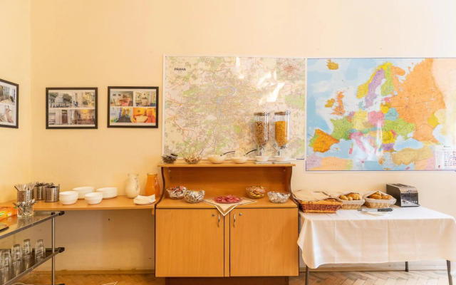Hostel Dakura