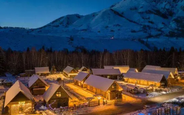 Hemu No.1 Station Villa