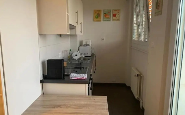 Beautiful studio 2 minutes from the train station