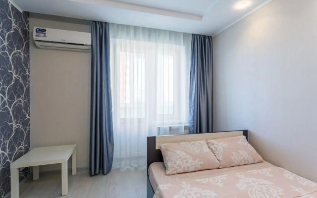 Apartments on Voroshilov street 143B building 2