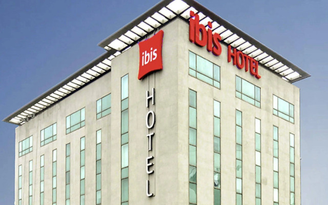 ibis Mumbai Airport Hotel