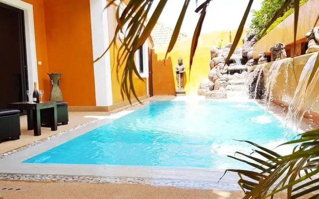 WOWLAND Luxury Pool Villa Pattaya Walking Street