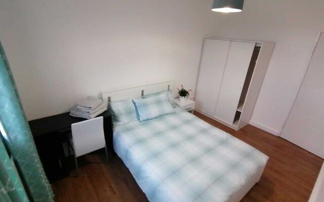 White City Apartment, Your London Stay