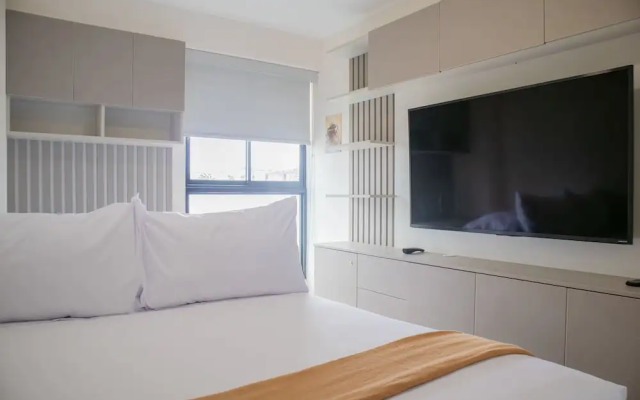 w Flawless 3BR w Balcony in Miraflores