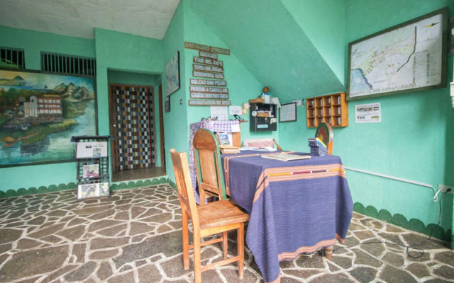 Eco Hotel Uxlabil Atitlan