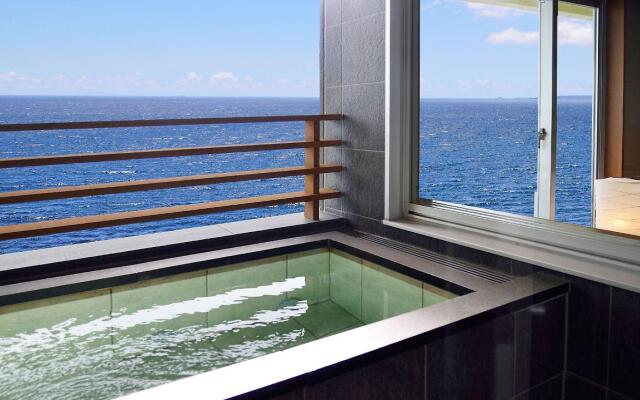 Kamogawa Grand Hotel