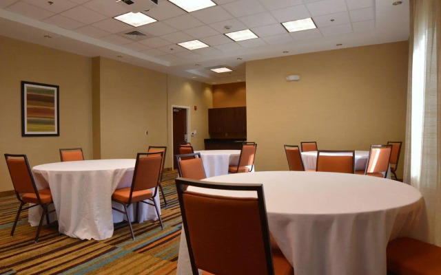 Fairfield Inn & Suites Dunn I-95