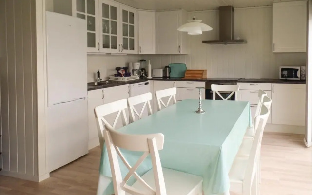 Awesome Apartment in Lindesnes With 3 Bedrooms