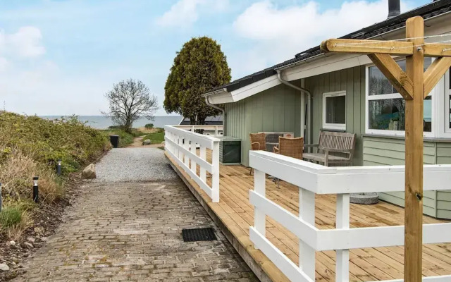 6 Person Holiday Home in Nordborg-by Traum