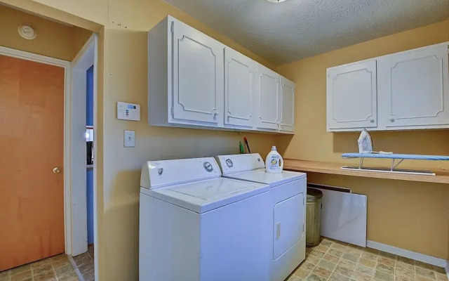 Amazing 3BR/2BA home! Steps to Fountain Square!
