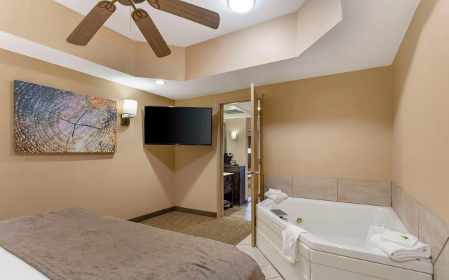 Best Western Plus Landing View Inn & Suites