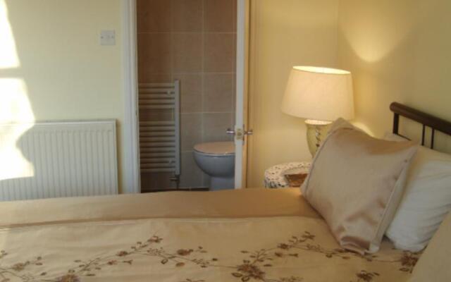 Newstead Bed And Breakfast