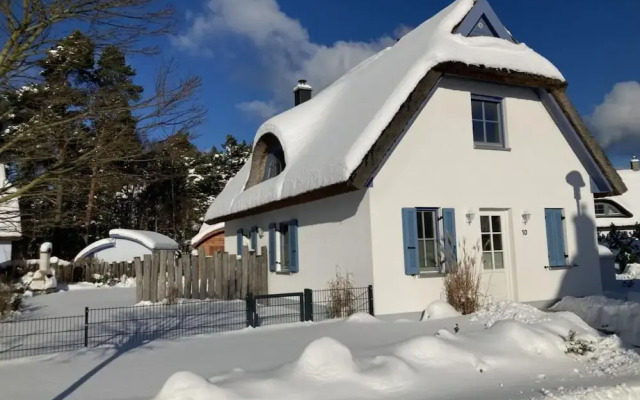 Thatched Roof Holiday Home Dunenblick