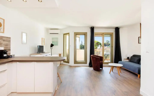 Spacieux studio à 2 pas de la mer
