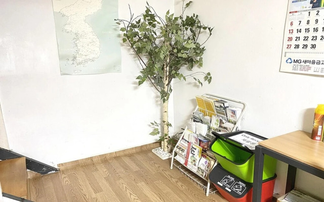 Seoul Station Aroha Guest House