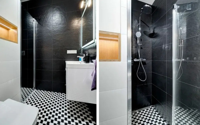 Live & Travel Apartments