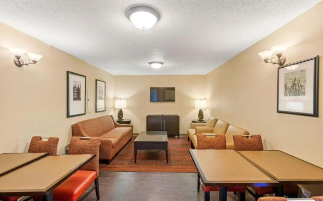 Extended Stay America Suites Washington DC Falls Church