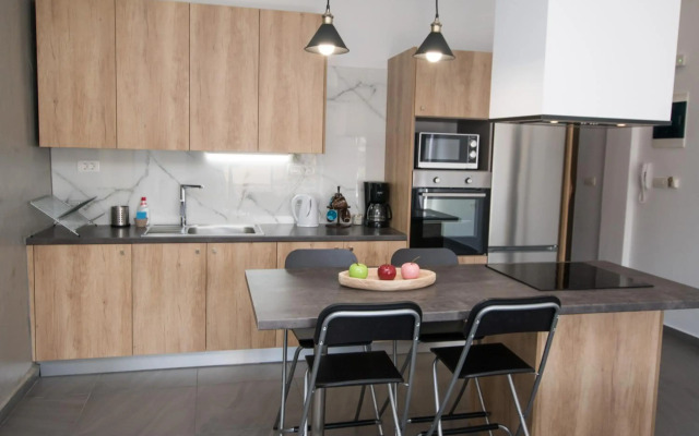 Modern Spacious Apartment