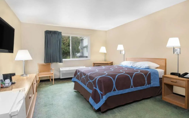 Super 8 Ely Minnesota