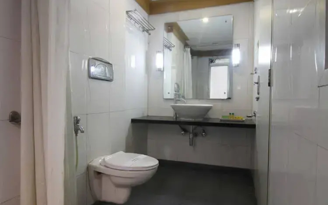 FabHotel FC Road