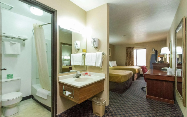 Sonesta Essential Des Moines