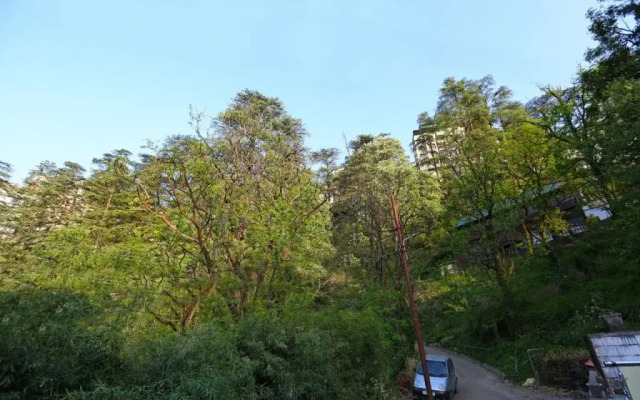 OYO 7670 Home Stay Rashik B&B