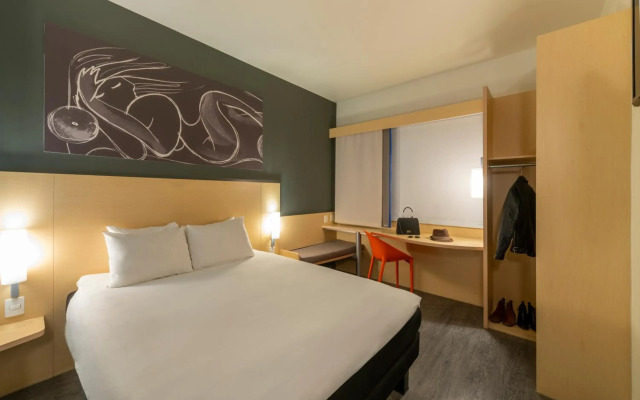 ibis Queretaro