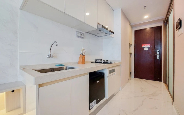 Cozy Living And Warm Studio Sky House Bsd Apartment