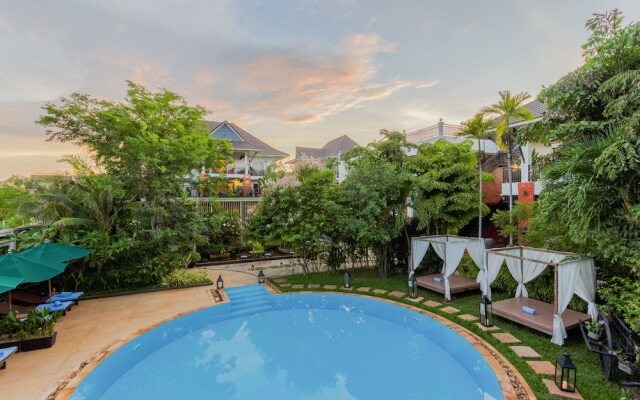 Les Bambous Luxury Hotel