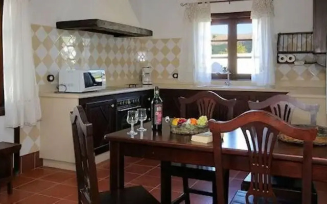 Villa - 2 Bedrooms with Pool and WiFi - 106085