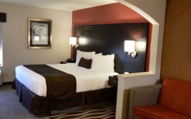 Holiday Inn Express Kansas City- Lee`S Summit