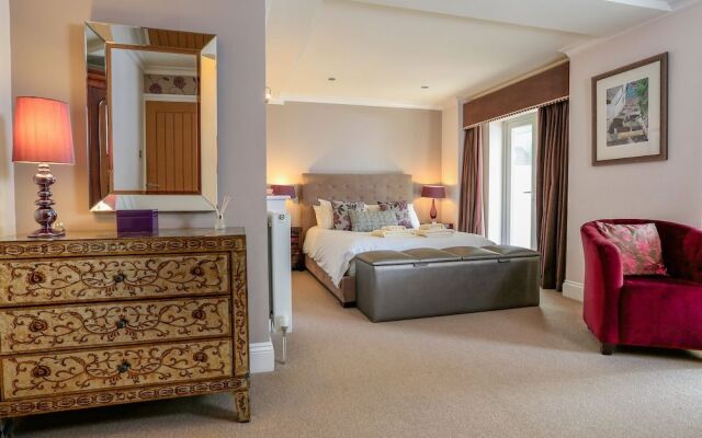 St Elmo Lodge