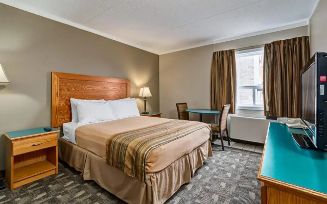 Airport Travellers Inn