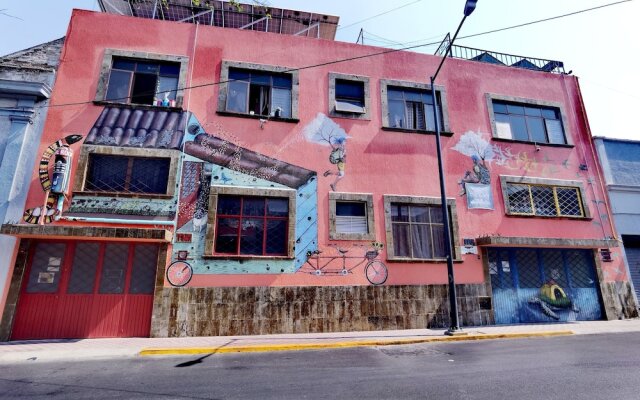 The Roof Backpackers Hostel