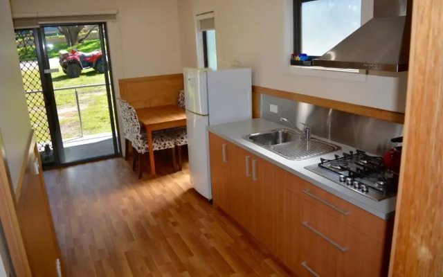 Bimbi Park - Camping Under Koala