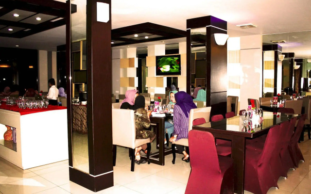 Grand Palace Hotel Makassar