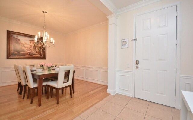 Vista Cay Three-bedroom