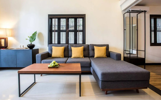 Mulberry Hotel