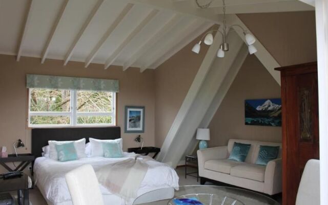 Brenton Lodge
