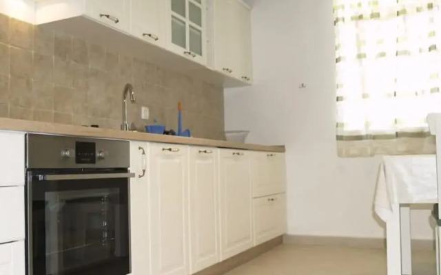 One Bedroom Apartment Venilia Ground